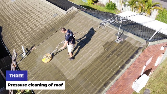 High pressure cleaning of roof
